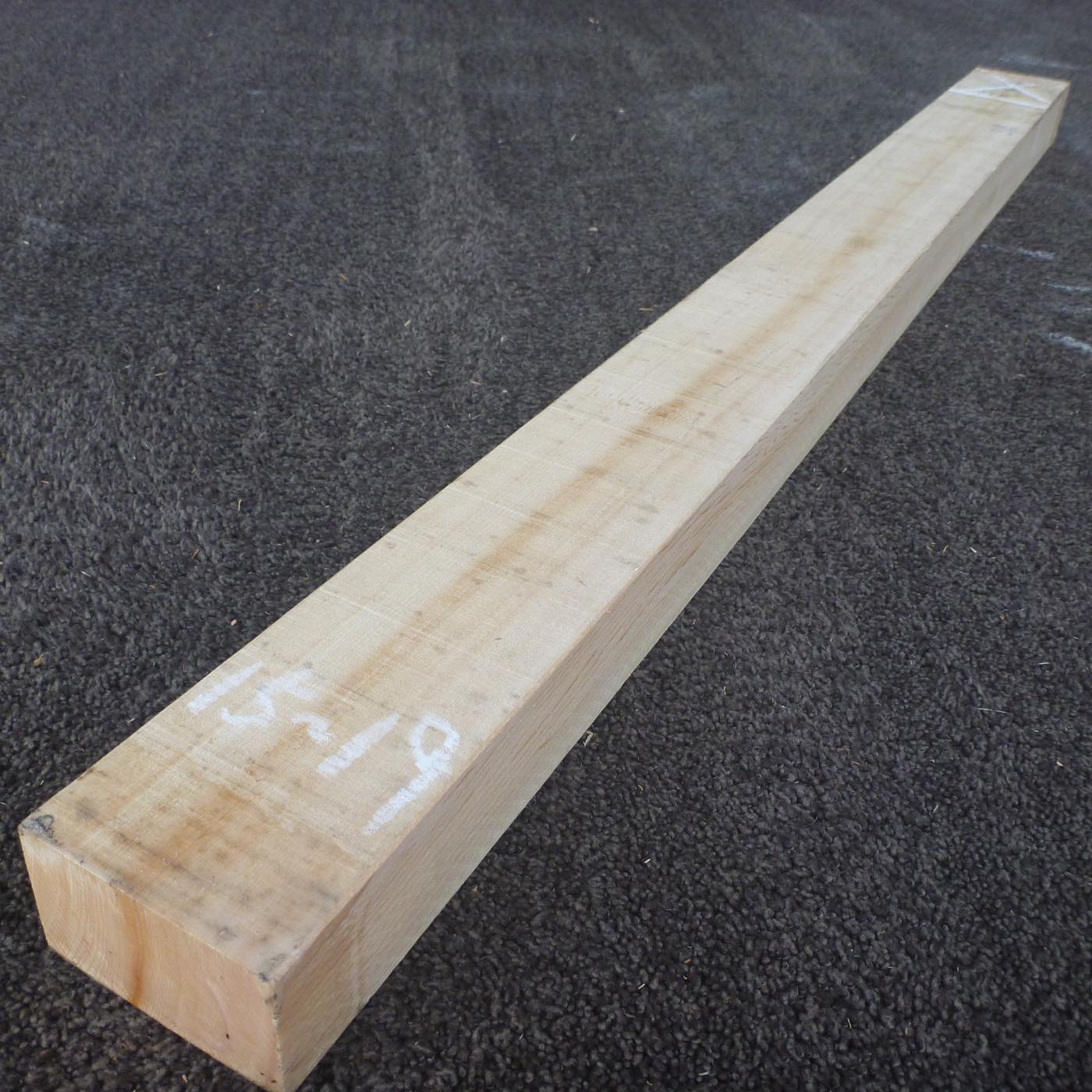 彫刻材 天然木曽檜 柾目板 ラフ材 L900×T45×W75mm TKIQ-20 – 大阪木楽屋