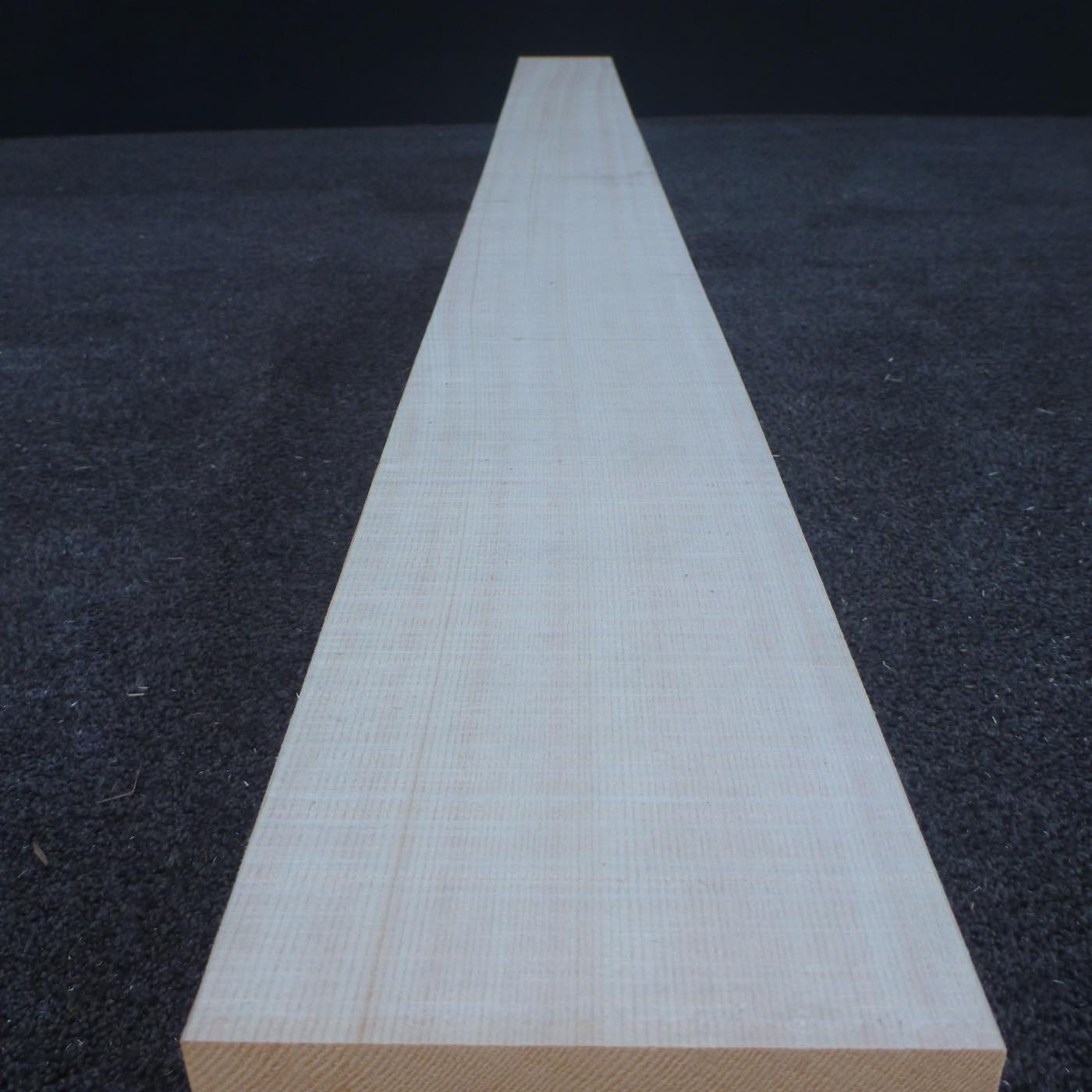 彫刻材 天然木曽檜 柾目盤 ラフ材 L1750×T135×W145mm TKFQ-46