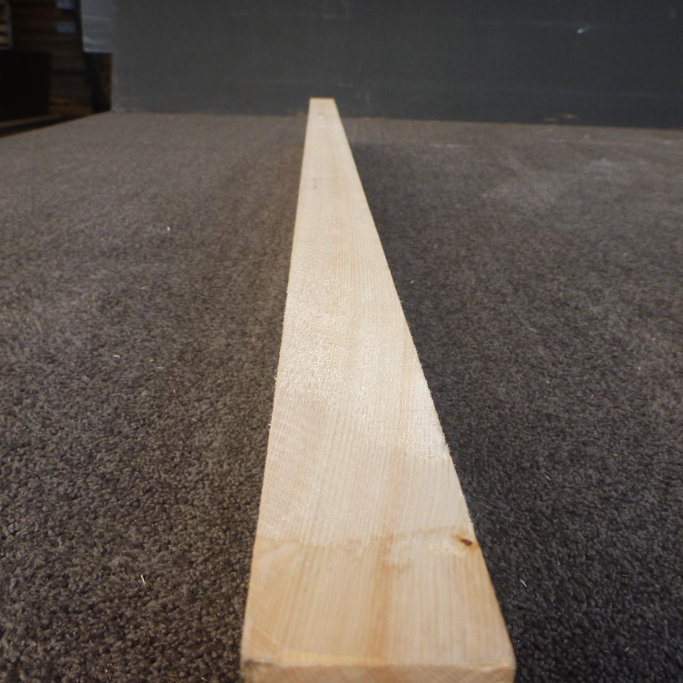 彫刻材 天然木曽檜 柾目板 ラフ材 L1300×T45×W90mm TKIQ-38